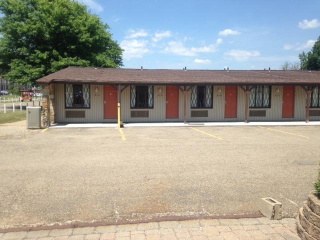 Deer Creek Motel เคมบริดจ์ ภายนอก รูปภาพ